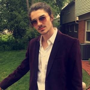 Meet your Posher, Larry